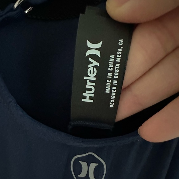 Hurley One Piece Swimsuit UPF 50 - Picture 7 of 7